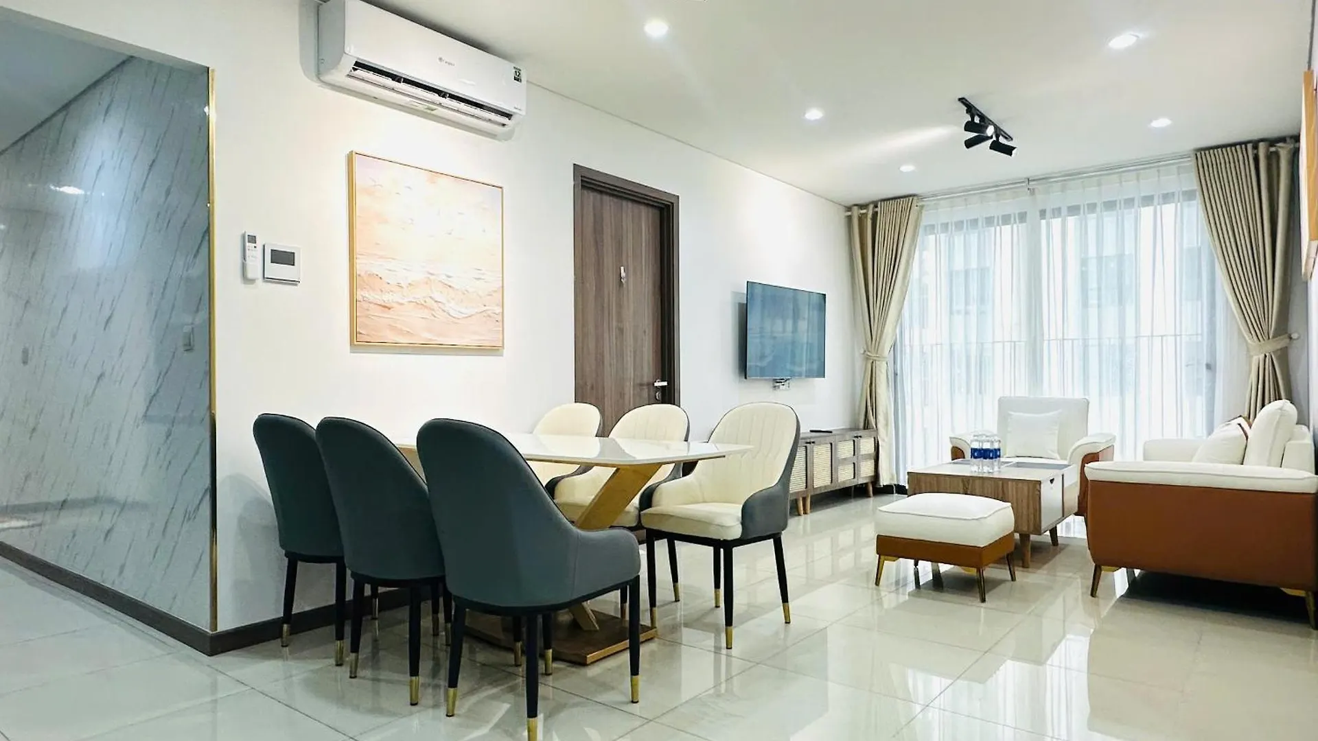 Can Ho Ha Do Centrosa Ho Chi Minh City 0*,
